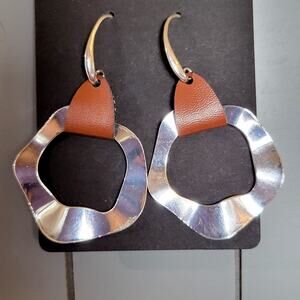 Modern Hammered Silver Tone & Brown Leather Drop Earrings Statement Boho Chic
